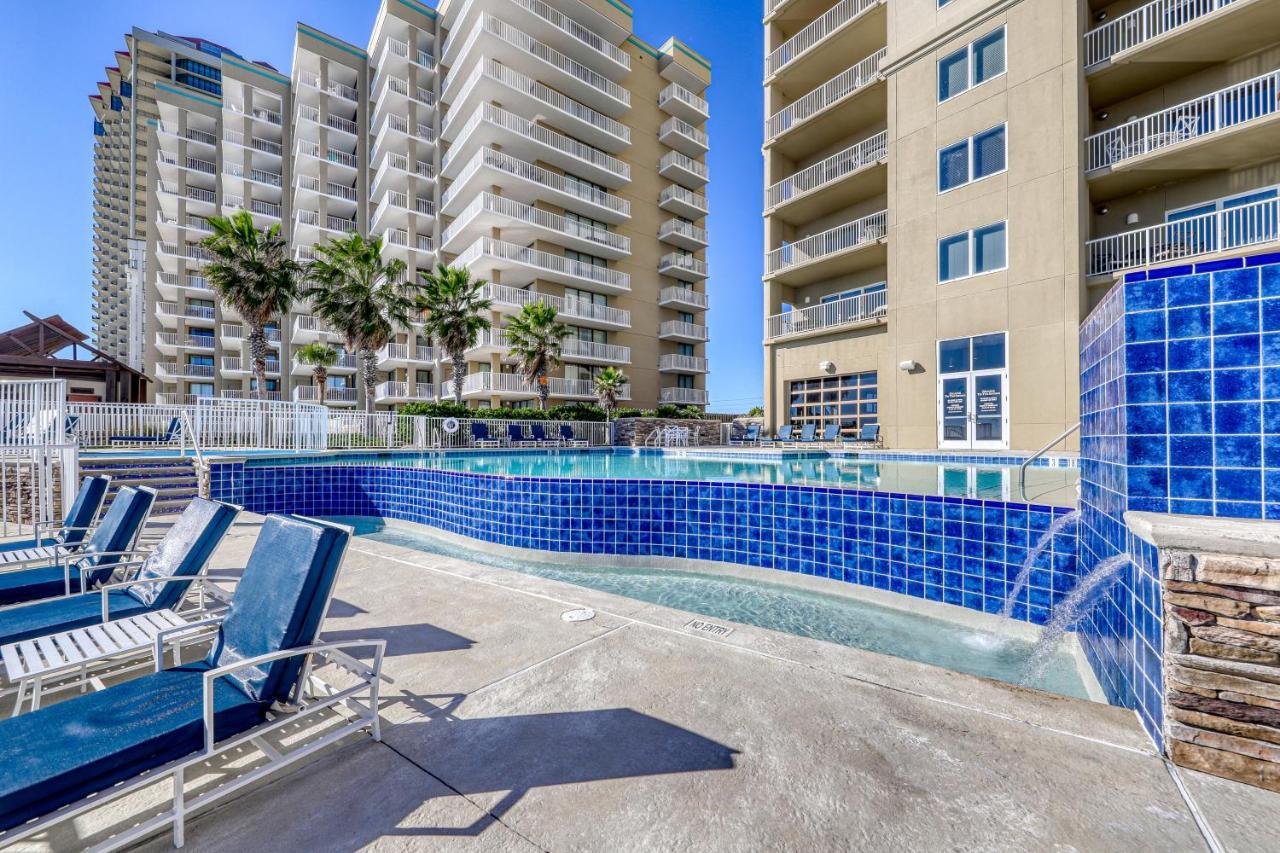 Apartment Escapes! To The Shores #204